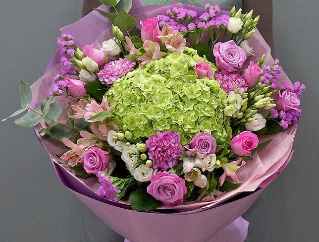 Bouquet with green hydrangea, roses and alstroemeria photo