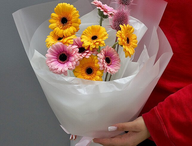 Gerbera bouquet "Rainbow Splash" photo