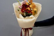 Buchet cu orhidee si crizanteme "Strălucire de chihlimbar" — foto 4