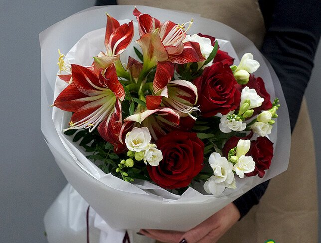 Buchet „Inima roșie a iernii” foto