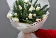 New Year bouquet with white roses “Winter Harmony” — photo 1