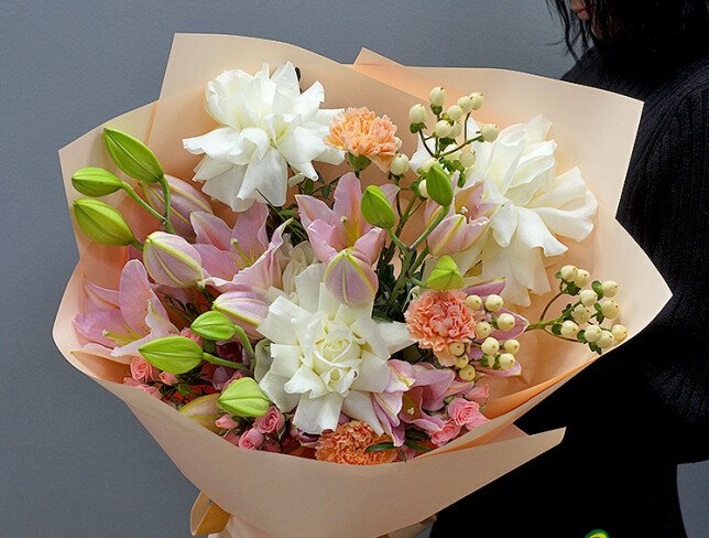 Buchet „Poveste florală” foto