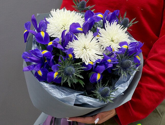 Bouquet of white chrysanthemums and irises photo