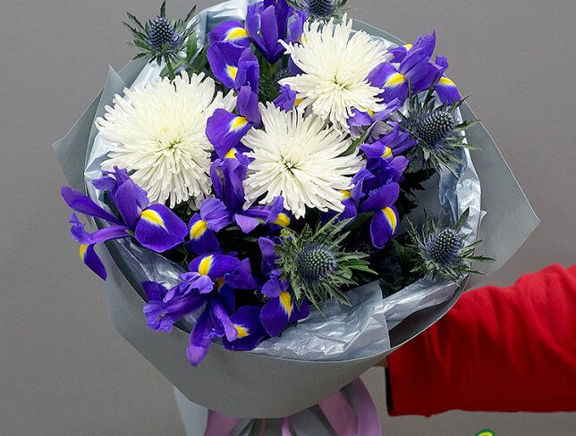 Bouquet of white chrysanthemums and irises photo