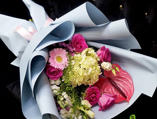 Buchet „Vis Delicat” foto