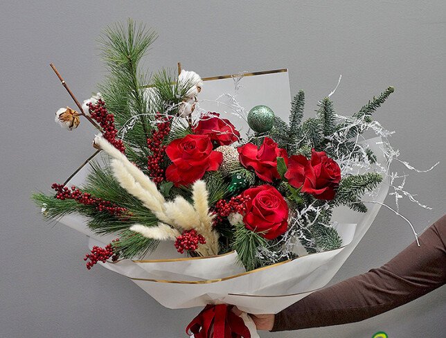 Buchet „Noblete de iarna” foto