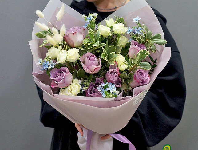 Bouquet of oxypetalum and purple roses “Memory Lane” — photo 2