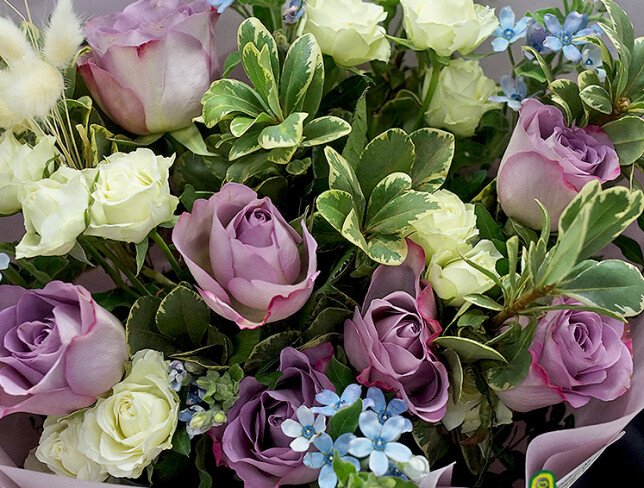 Bouquet of oxypetalum and purple roses “Memory Lane” — photo 3