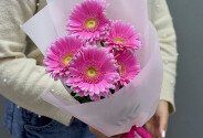 Bouquet of 5 pink gerberas — photo 4