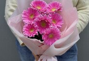 Buchet din 7 gerbere roz — foto 2