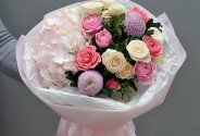 Buchet cu hortensie roz si trandafiri de tufa „Marturisire delicata” — foto 3
