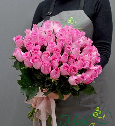 51 Trandafiri roz 50 cm foto 394x433