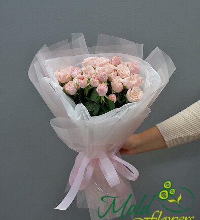 Buchet din 9 trandafiri spray "Bombastic" 40 cm foto 394x433