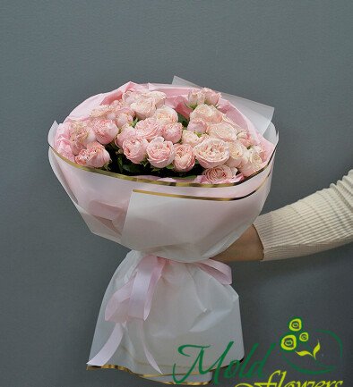 Buchet din 15 trandafiri spray "Bombastic" 40 cm foto 394x433