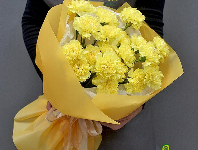 Buchet din 19 dianthus de culoare lamaie — foto 4