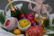 New Year basket with exotic fruits, chocolates and Moët & Chandon Impérial Brut champagne 0.75 L (pre-order, 24 hours) — photo 3