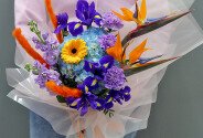 Buchet din strelitzia, hortensie si irisi „Accent exotic” — foto 3