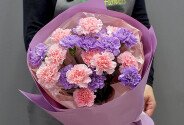 Bouquet of pink and purple dianthus — photo 3