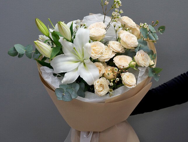 Bouquet of white lilies and spray roses “Sofia” photo
