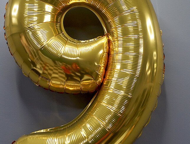 Foil Number "9" Gold photo