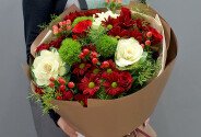 Bouquet with chrysanthemums, roses and brassica "Burgundy Symphony" — photo 1