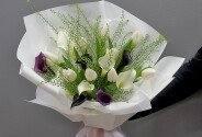 Buchet cu lalele albe si cale — foto 1