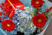 Bouquet of blue hydrangea, anthurium and gerberas “Emotions of Love” — photo 2