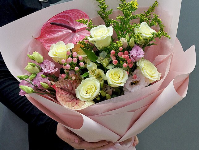 Bouquet of roses, eustoma and anthurium photo