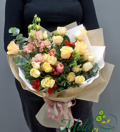 Buchet „Farmec delicat” foto 394x433