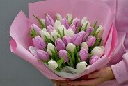 Bouquet of lavender and white tulips — photo 5