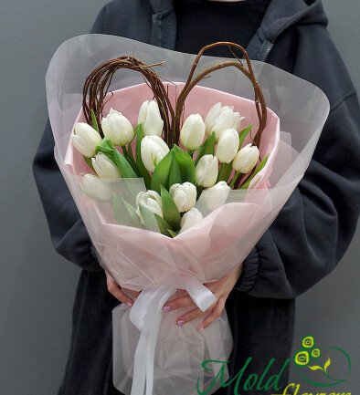 Bouquet with white tulips “Tender Love” photo 394x433
