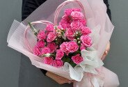 Bouquet of pink spray roses “Symphony of Love” — photo 4