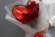 Bouquet with red roses and anthurium "Exotic Love" — photo 4