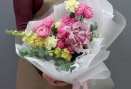 Bouquet of peony-type roses, matthiolas, carnations and orchids — photo 3