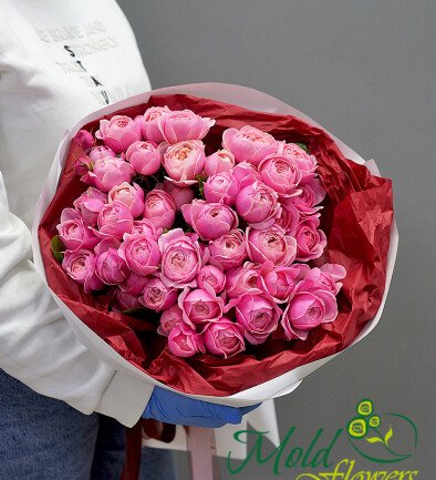 Buchet din trandafiri de tip bujori Silva Pink „Sarut Roz” foto 394x433