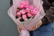 Buchet compliment din trandafiri de tip bujor Silva Pink — foto 4