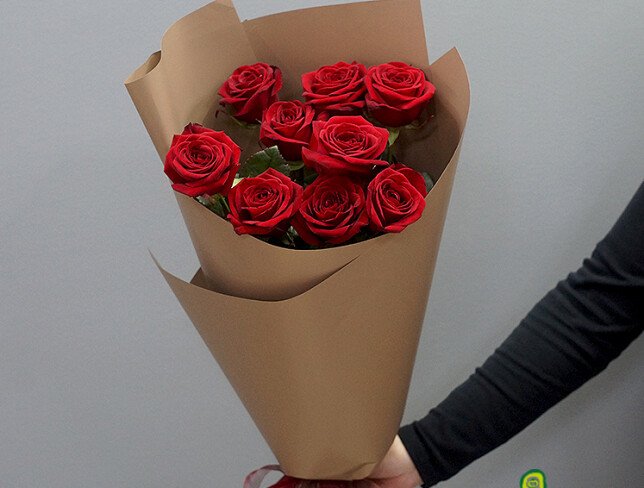 Bouquet of 9 red roses 70 cm — photo 2