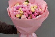 Bouquet of cream spray roses Sofia and peony-style roses Silva Pink — photo 5