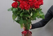 Bouquet of 35 red roses (80 cm) — photo 4