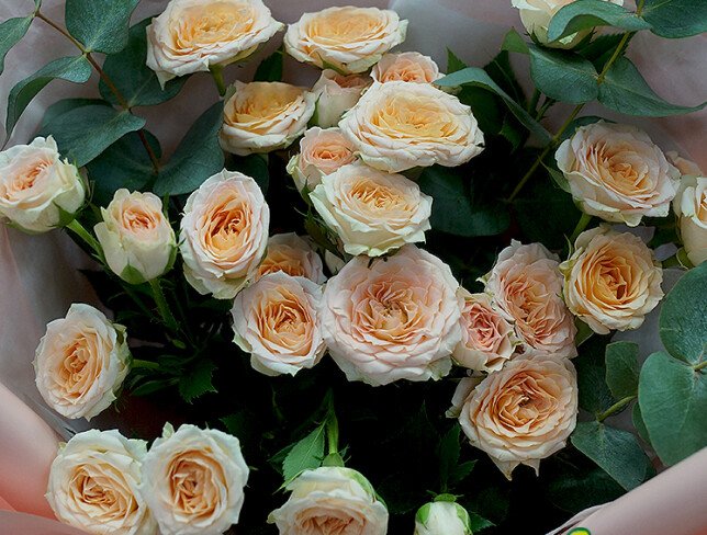 Bouquet of spray roses “Sofia” with eucalyptus photo