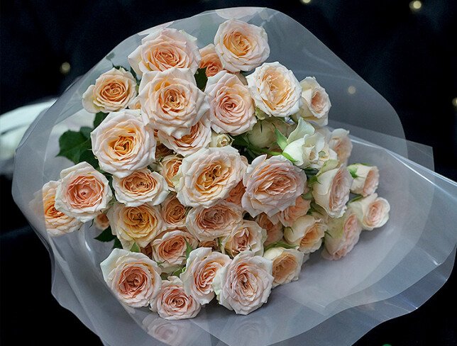 Bouquet of 9 spray roses “Sofia” 40 cm photo