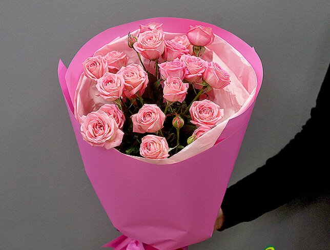 Bouquet of 5 spray roses “Sweet Bubbles” photo