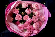 Bouquet of 5 spray roses “Sweet Bubbles” — photo 4