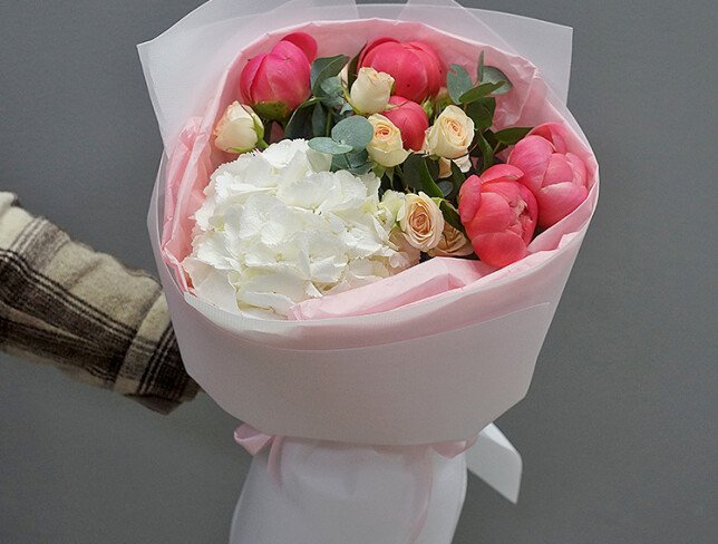 Bouquet of hydrangea, spray roses and Dutch peonies «Coral Charm» photo