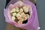 Bouquet of 5 spray roses “Sofia” 60 cm — photo 3