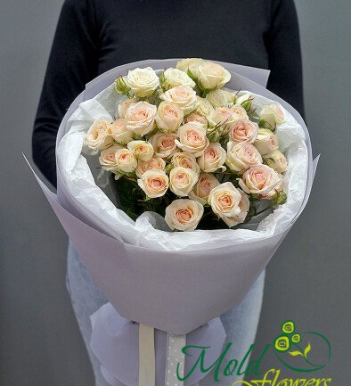 Bouquet of 9 spray roses “Sofia” 60 cm