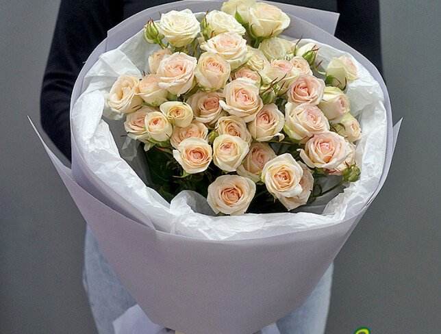 Bouquet of 9 spray roses “Sofia” 60 cm