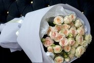 Bouquet of 9 spray roses “Sofia” 60 cm — photo 4
