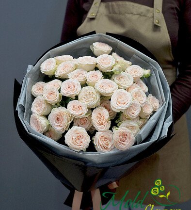 Bouquet of 9 cream roses “Sofia”, 50 cm photo 394x433
