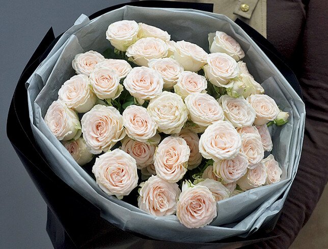 Buchet din 9 trandafiri crem „Sofia”, 50 cm foto